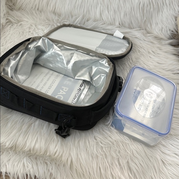 Kobalt Black/Blue 333-Cu in Insulated Lunch Box - Picture 4 of 6